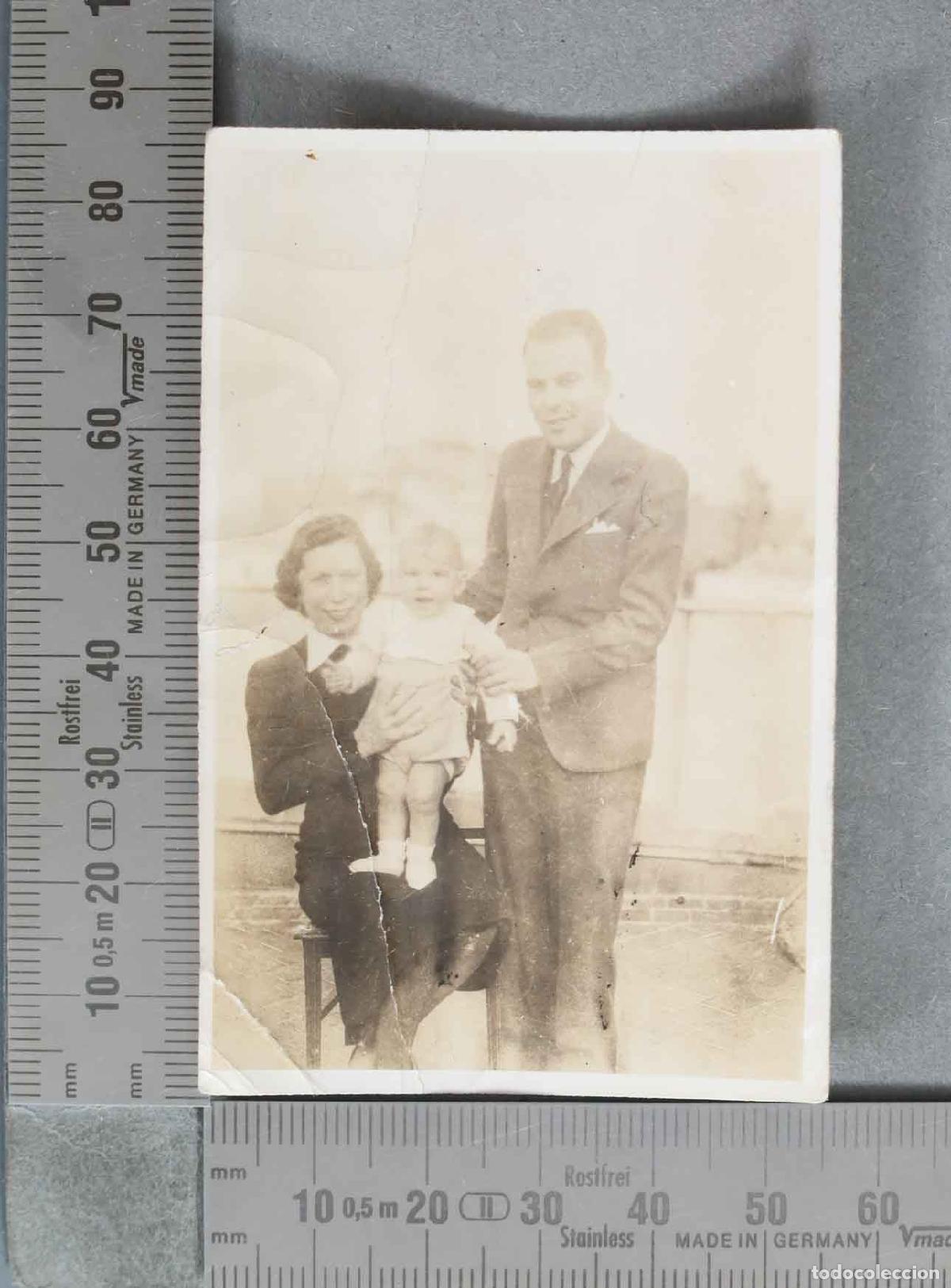 Alte Fotografie: FOTOGRAFIA. Retrato familiar de pareja con beb&eacute; . HACIA 1940