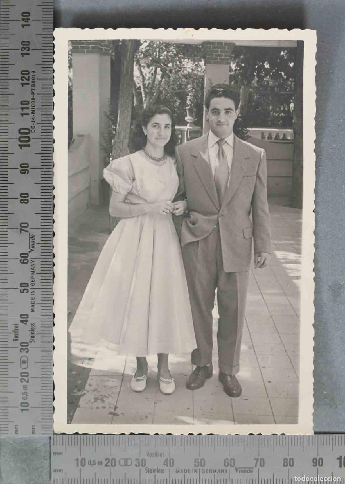 Fotograf&iacute;a antigua: FOTOGRAFIA. Boda pareja joven novios - HACIA 1950