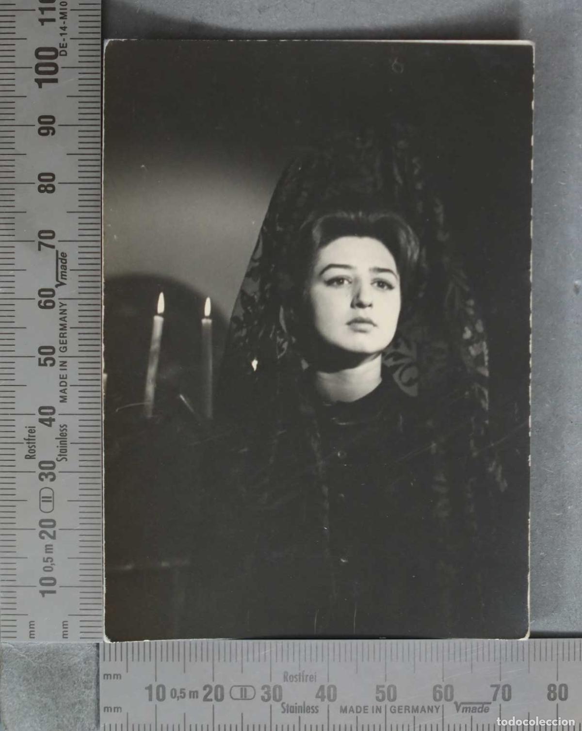 Alte Fotografie: FOTOGRAFIA. RETRATO MUJER CON MANTILLA HACIA 1950