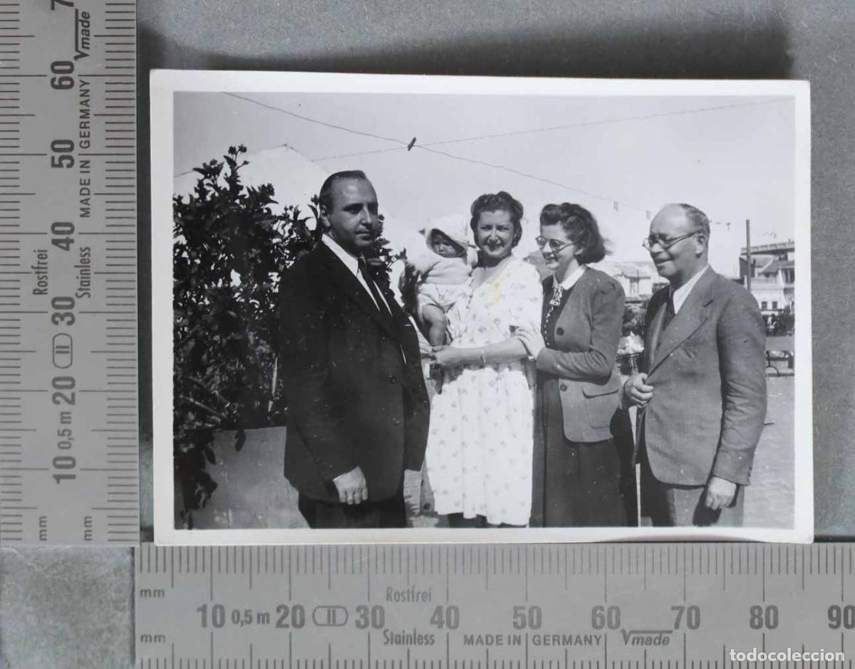 Fotograf&iacute;a antigua: FOTOGRAFIA. GRUPO DE PERSONAS CON BEBE