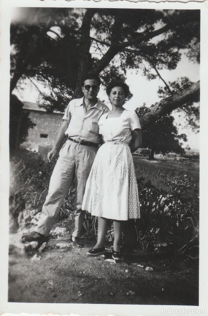 Alte Fotografie: Pareja en Mallorca. A&ntilde;os 50 sv