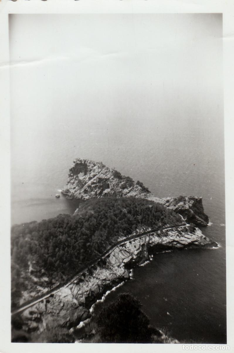 Fotografia antica: Preciosa vista a&eacute;rea de Sa Foradada, Mallorca. A&ntilde;os 50-60 sv