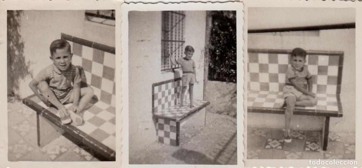 Alte Fotografie: Tres fotos. Ni&ntilde;o en un banco de azulejos. A&ntilde;os 50-60 sv