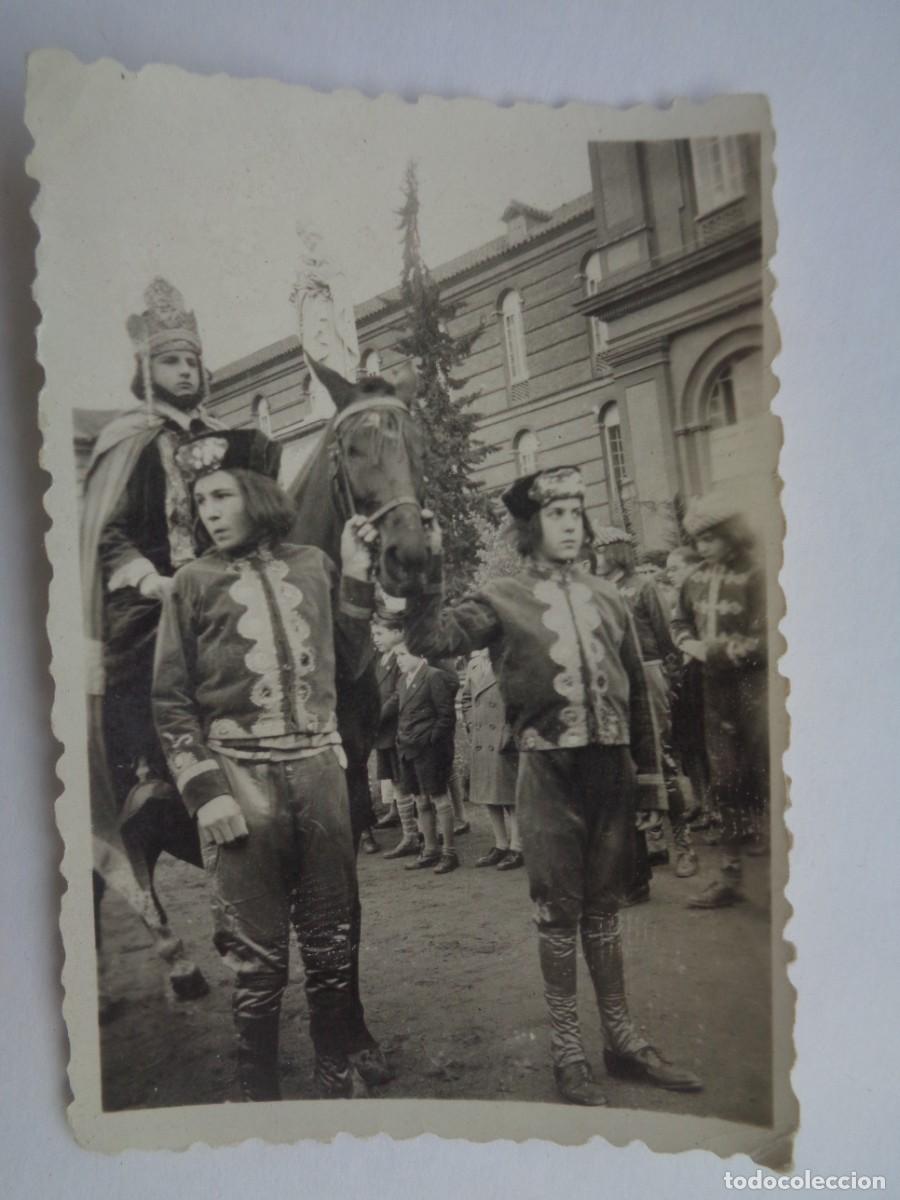 Antique Photography: FOTO DE CABALGATA DE REYES MAGOS , A&Ntilde;OS 50