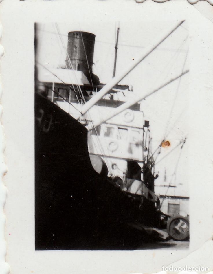 Fotograf&iacute;a antigua: Lote dos fotos. Barcos en el puerto A&ntilde;os 40 sv