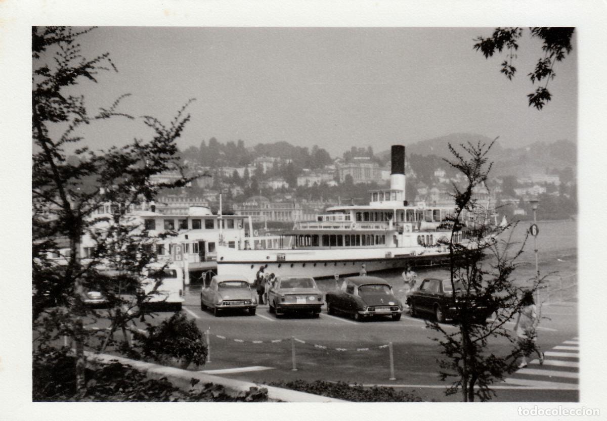 Fotograf&iacute;a antigua: Barco de vapor en lago de Lucerna, Suiza. Coches antiguos Tibur&oacute;n A&ntilde;os 60 sv