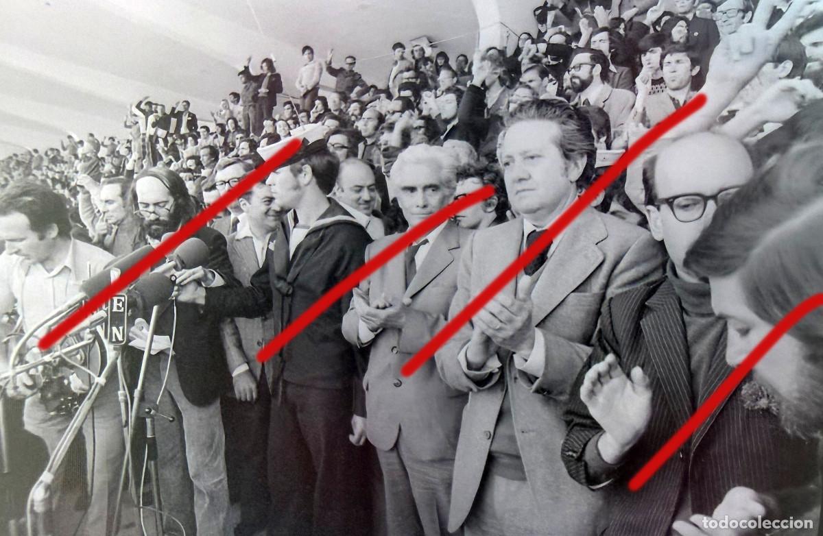 Alte Fotografie: Revoluci&oacute;n de los Claveles 25 de abril de 1974, Portugal &ndash; Fotograf&iacute;a hist&oacute;rica Revolu&ccedil;&atilde;o dos Cravo