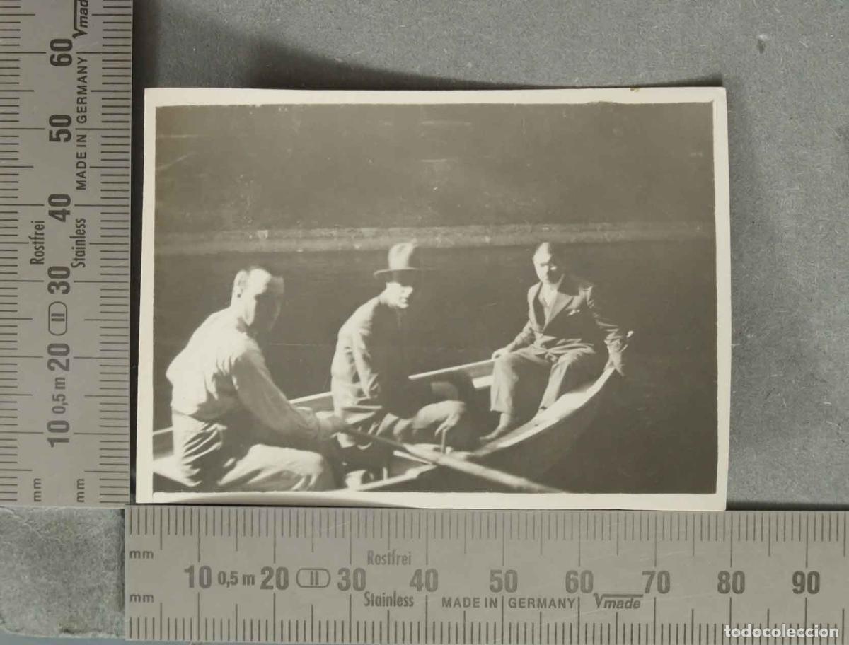 Fotograf&iacute;a antigua: FOTOGRAFIA. Tres hombres en barca de remos. LAGO DE BOU JESUS. BRAGA. 1929