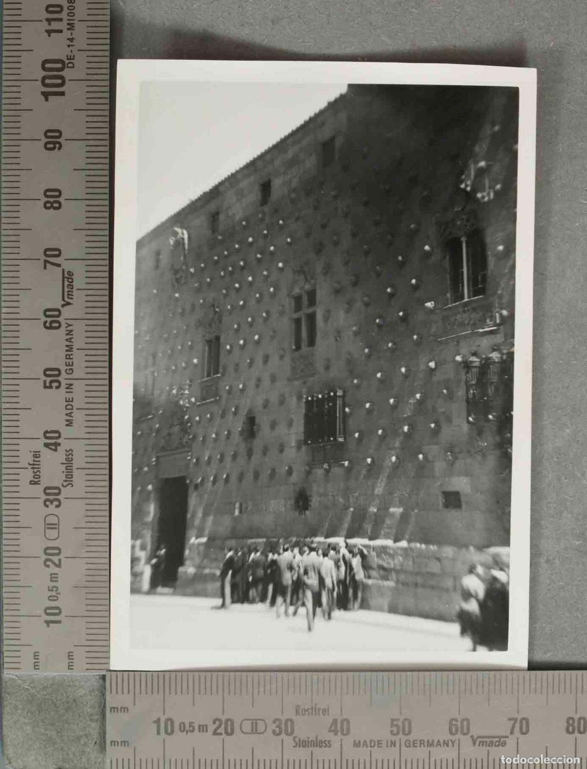 Fotograf&iacute;a antigua: FOTOGRAFIA. Salamanca - Casa de las Conchas 1955