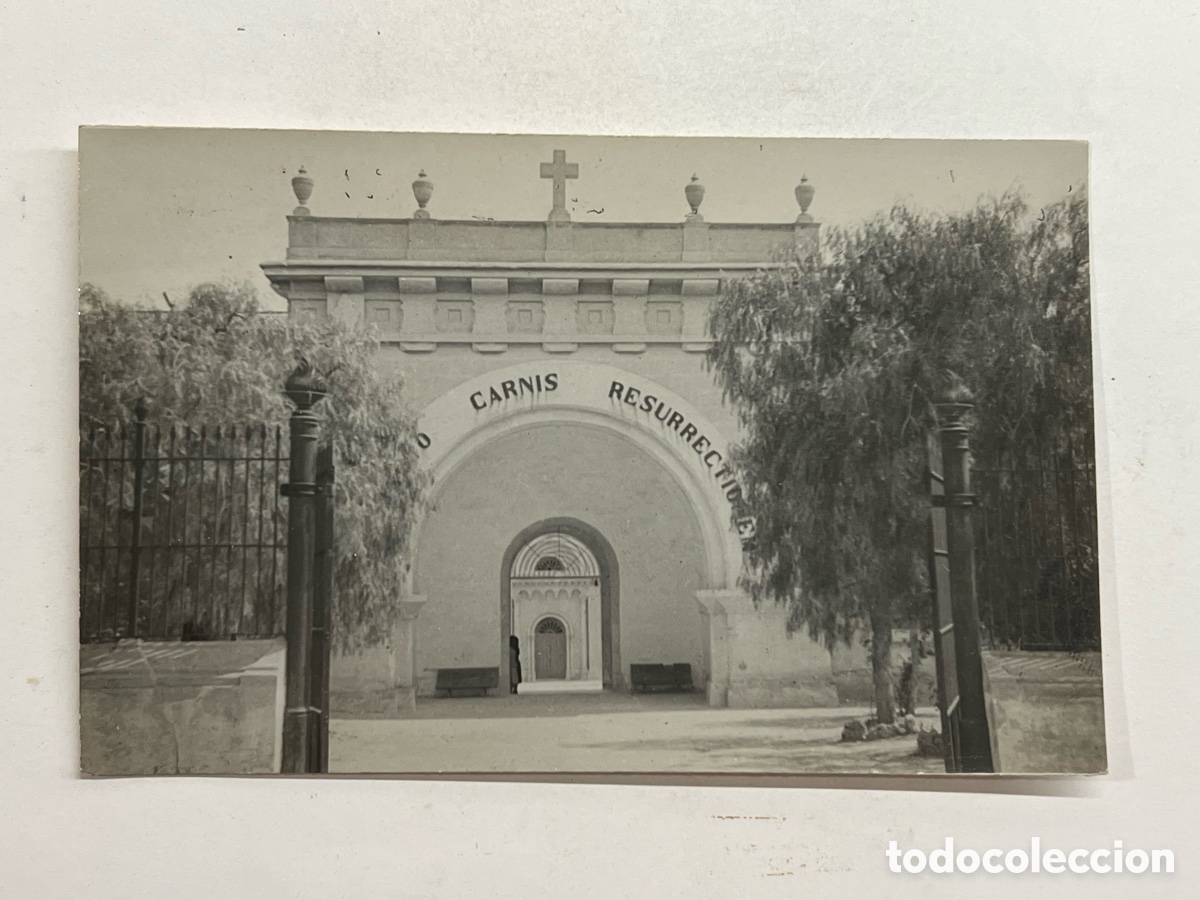 Fotograf&iacute;a antigua: VILANOVA I LA GELTRU (Barcelona) Fotograf&iacute;a Cementeri Municipal. 29 de Agosto de 1948