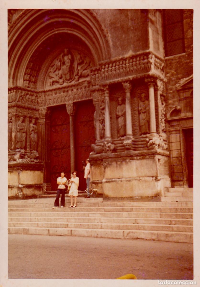 Fotograf&iacute;a antigua: Catedral de Arles. A&ntilde;os 60 sv