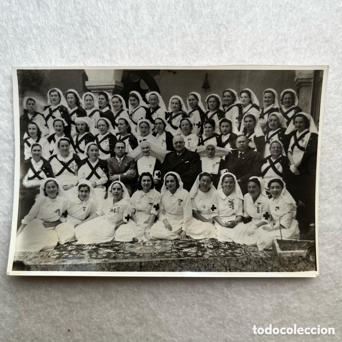 Fotograf&iacute;a antigua: FOTOGRAF&Iacute;A DAMAS / ENFERMERAS DE SANIDAD / DOCTORES CRUZ ROJA / HERMANAS CARIDAD