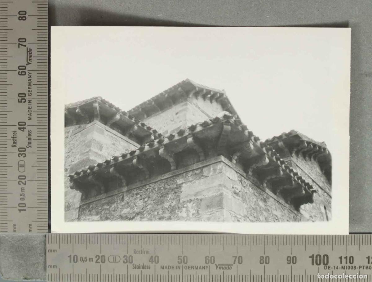 Fotografia antica: FOTOGRAFIA. Iglesia de Santa Mar&iacute;a de Lebe&ntilde;a - Cantabria HACIA 1960