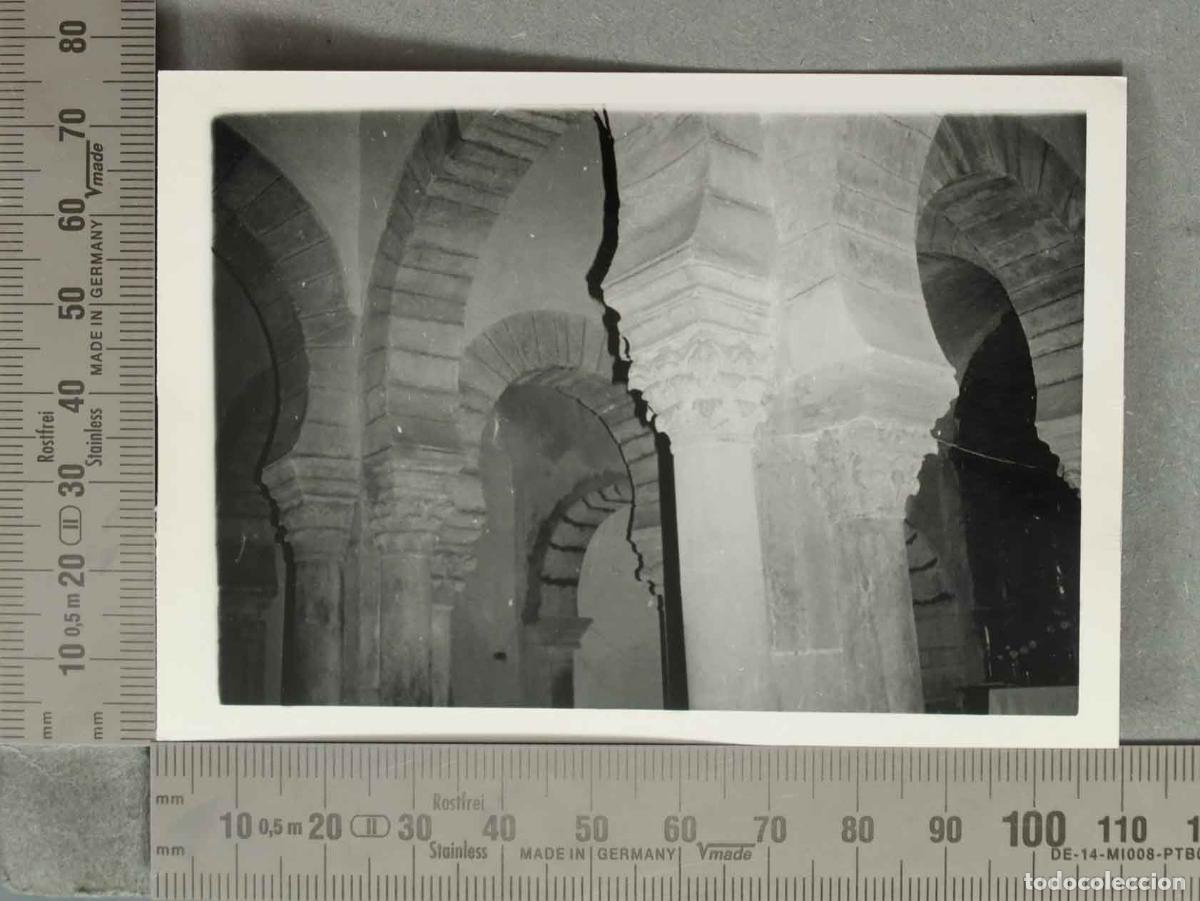 Fotografia antica: FOTOGRAFIA. Iglesia de Santa Mar&iacute;a de Lebe&ntilde;a - Interior y arquer&iacute;a