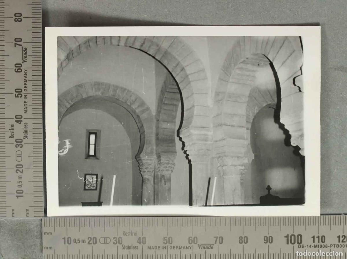 Fotografia antica: FOTOGRAFIA. Iglesia de Santa Mar&iacute;a de Lebe&ntilde;a HACIA 1960
