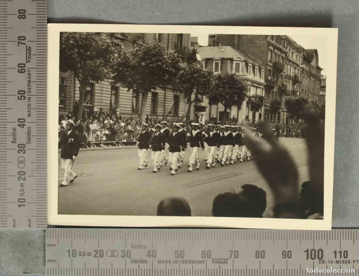 Fotografia antica: FOTOGRAFIA. Desfile militar A IDENTIFICAR. HACIA 1960