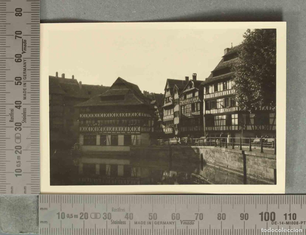 Fotografia antica: FOTOGRAFIA. Strasbourg - Rue du Bain aux Plantes HACIA 1960