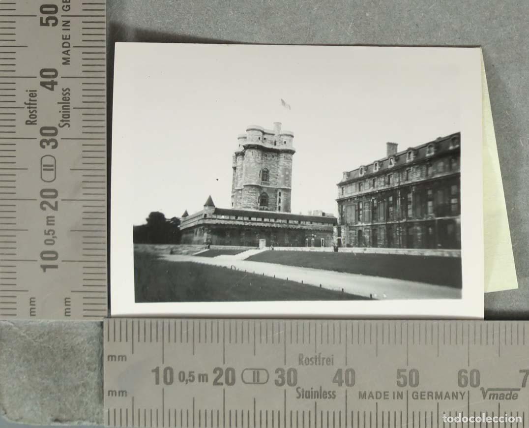 Fotografia antica: FOTOGRAFIA. Ch&acirc;teau de Vincennes - Le Donjon et le Pavillon du Roi