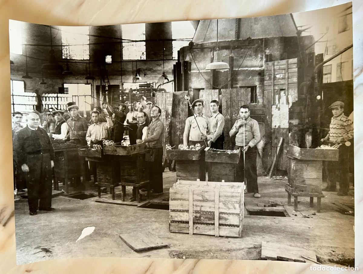 Antique Photography: REPRODUCCI&Oacute;N FOTOGR&Aacute;FICA IM&Aacute;GEN DE LA ANTIGUA COOPERATIVA CRISTALLERIES DE MATAR&Oacute; - JOAN PEIR&Oacute;