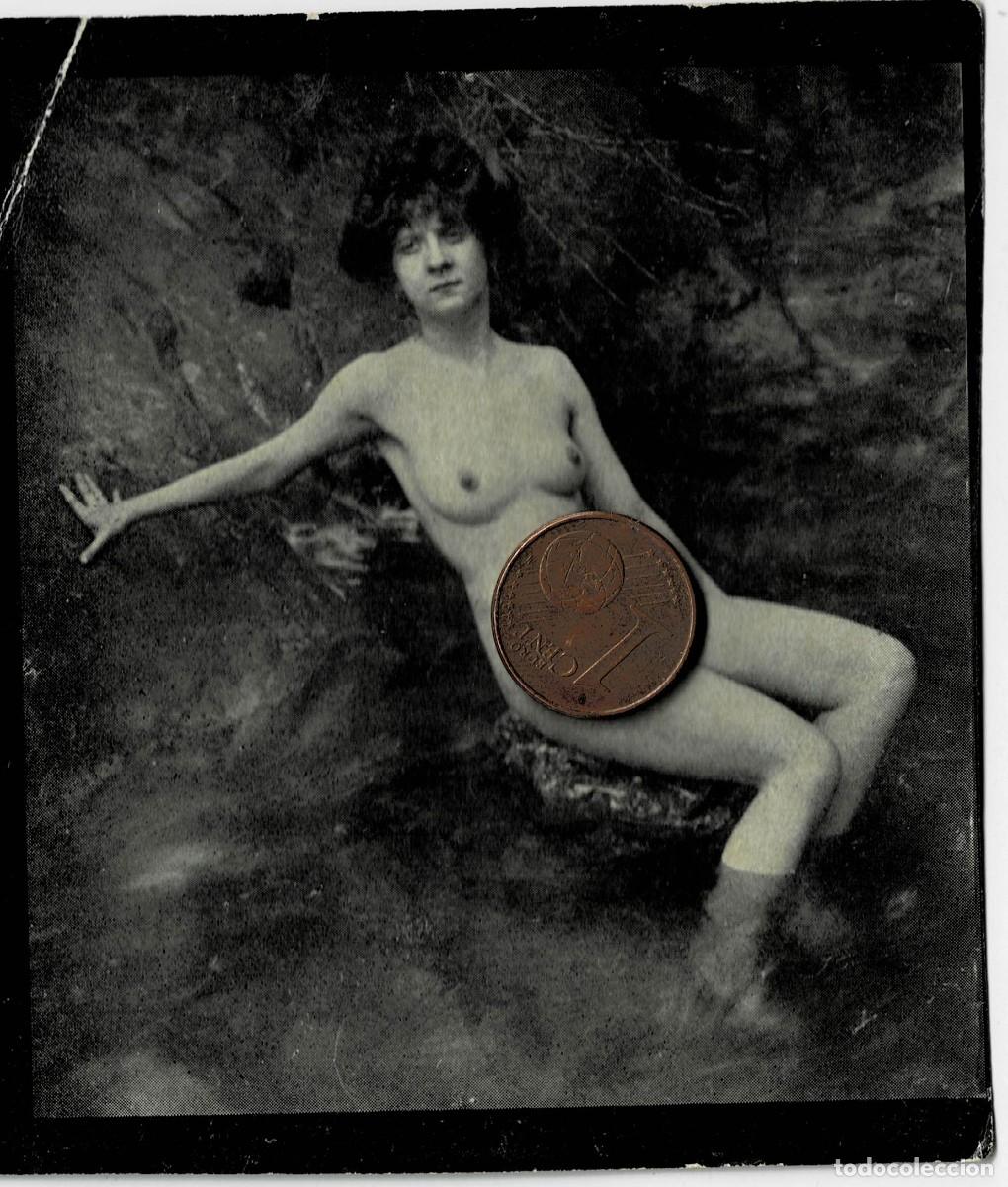 Fotograf&iacute;a antigua: FOTOGRAFIA ESTEROSCOPICA EROTICA DE MUJER SENTADA EN EL RIO. P-ESTEROTICA-057
