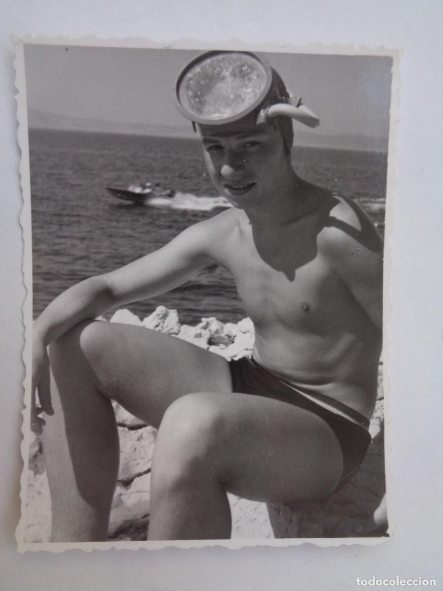 Photographie ancienne: FOTO DE JOVEN EN BA&Ntilde;ADOR EN LA PLAYA CON GAFAS DE BUCEO . A&Ntilde;OS 50