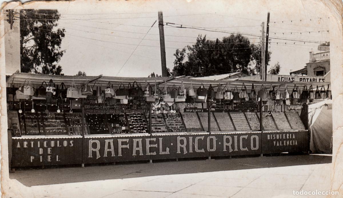 Fotograf&iacute;a antigua: Rafael Rico Rico Bisuter&iacute;a Valencia. T&oacute;mbola, puesto mercado. Foto Alba, Murcia A&ntilde;os 50 g aa