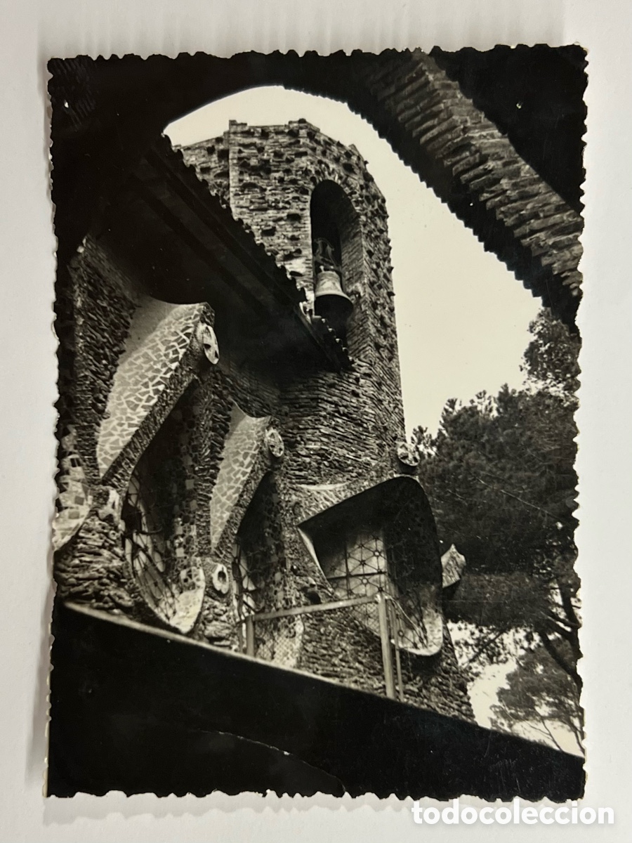 Fotograf&iacute;a antigua: ANTONIO GAUDI. Fotograf&iacute;a Cripta de la Colonia G&uuml;ell en Santa Coloma de Cervell&oacute;, Barcelona