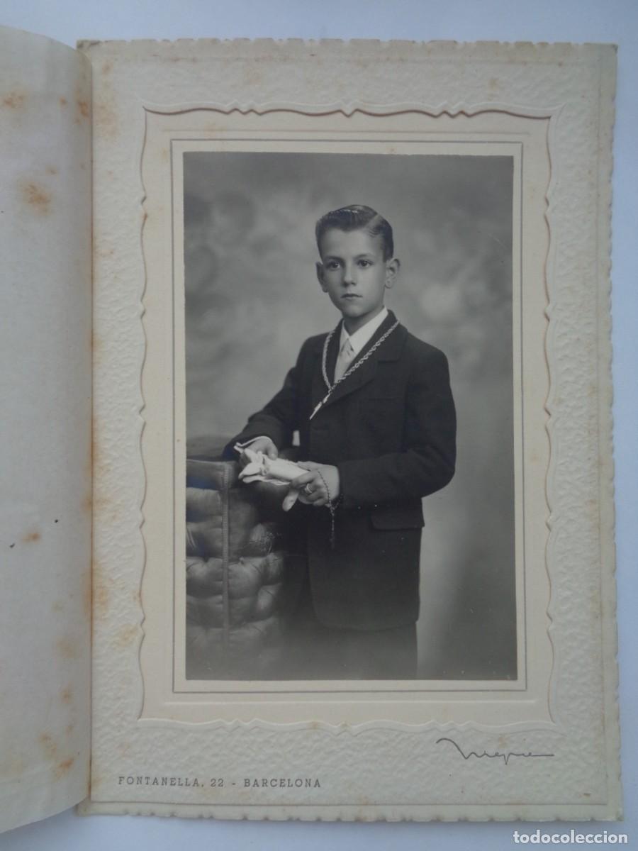 Alte Fotografie: PRECIOSA FOTO DE NI&Ntilde;O DE PRIMERA COMUNION EN CARPETA . DE NIEPCE , BARCELONA