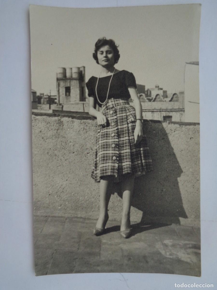 Fotografia antiga: FOTO DE CHICA EN LA AZOTEA , 1959