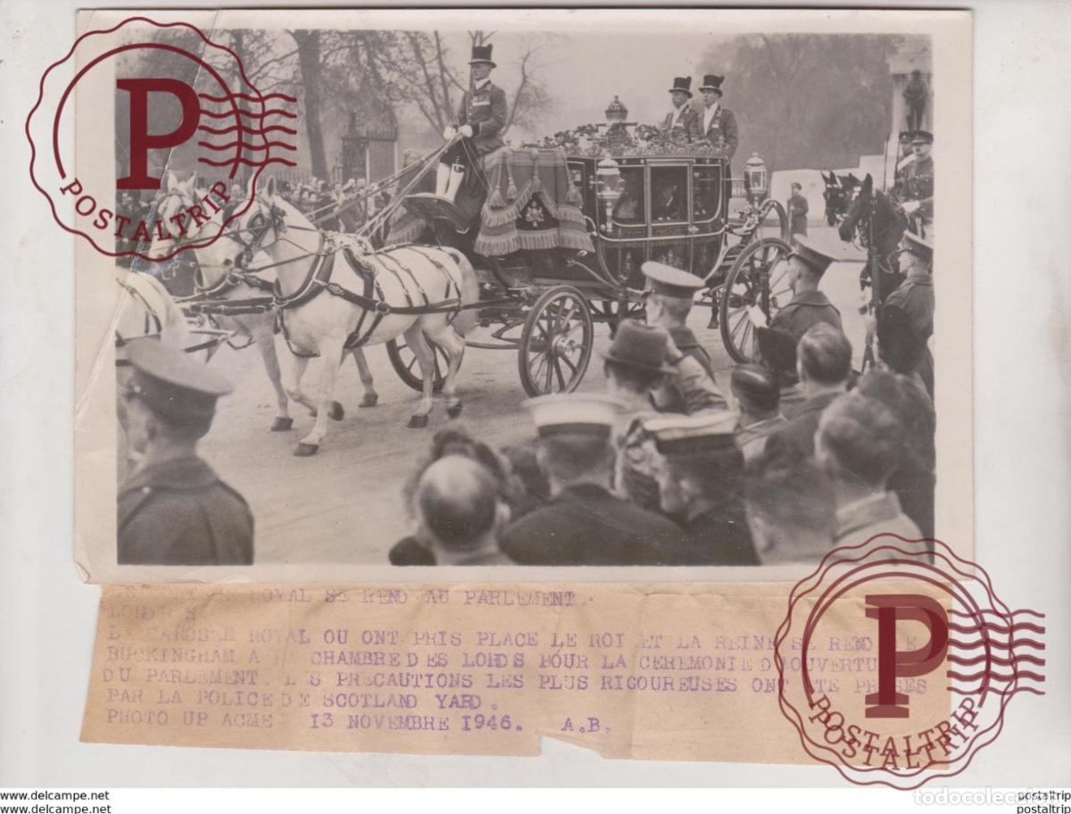 Fotograf&iacute;a antigua: LA CAROSSE ROYAL BUCKINGHAM A LA CHAMBRE DES LORDS POLICE DE SCOTLAND YARD ANGLETERRE