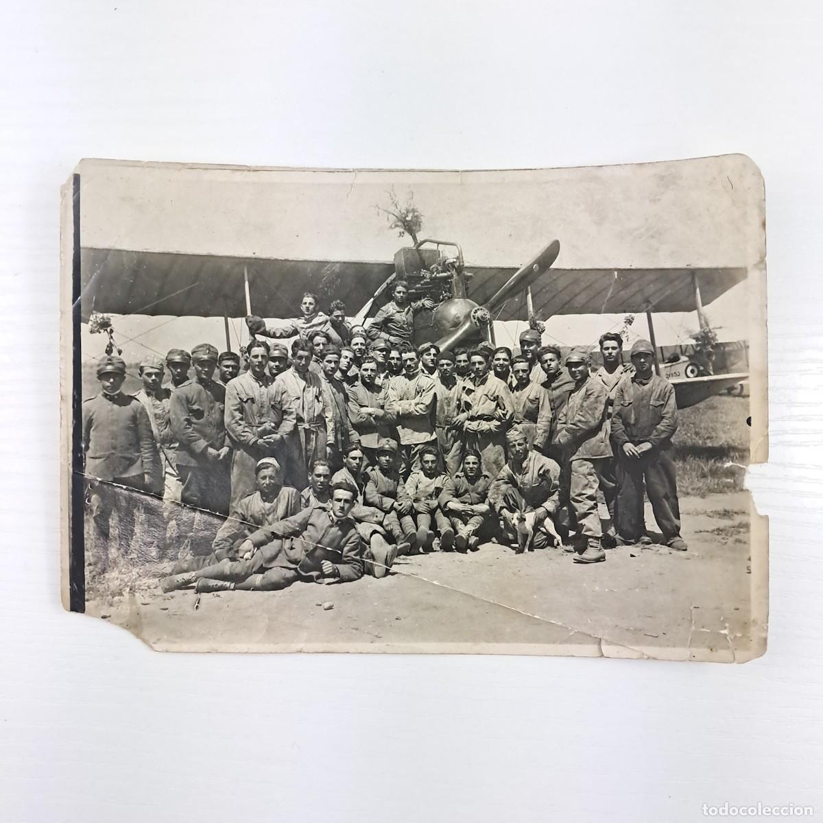 Fotografia antiga: Rara Foto Grande Formato WWI - Reparto Aviazione Italiana, Biplano e Mascotte