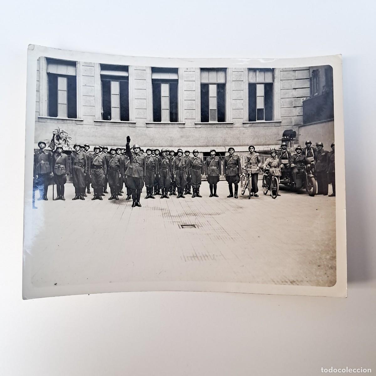 Fotograf&iacute;a antigua: Lotto di 28 fotografie in b/n della presentazione U.N.P.A. di Milano - periodo primi anni '40