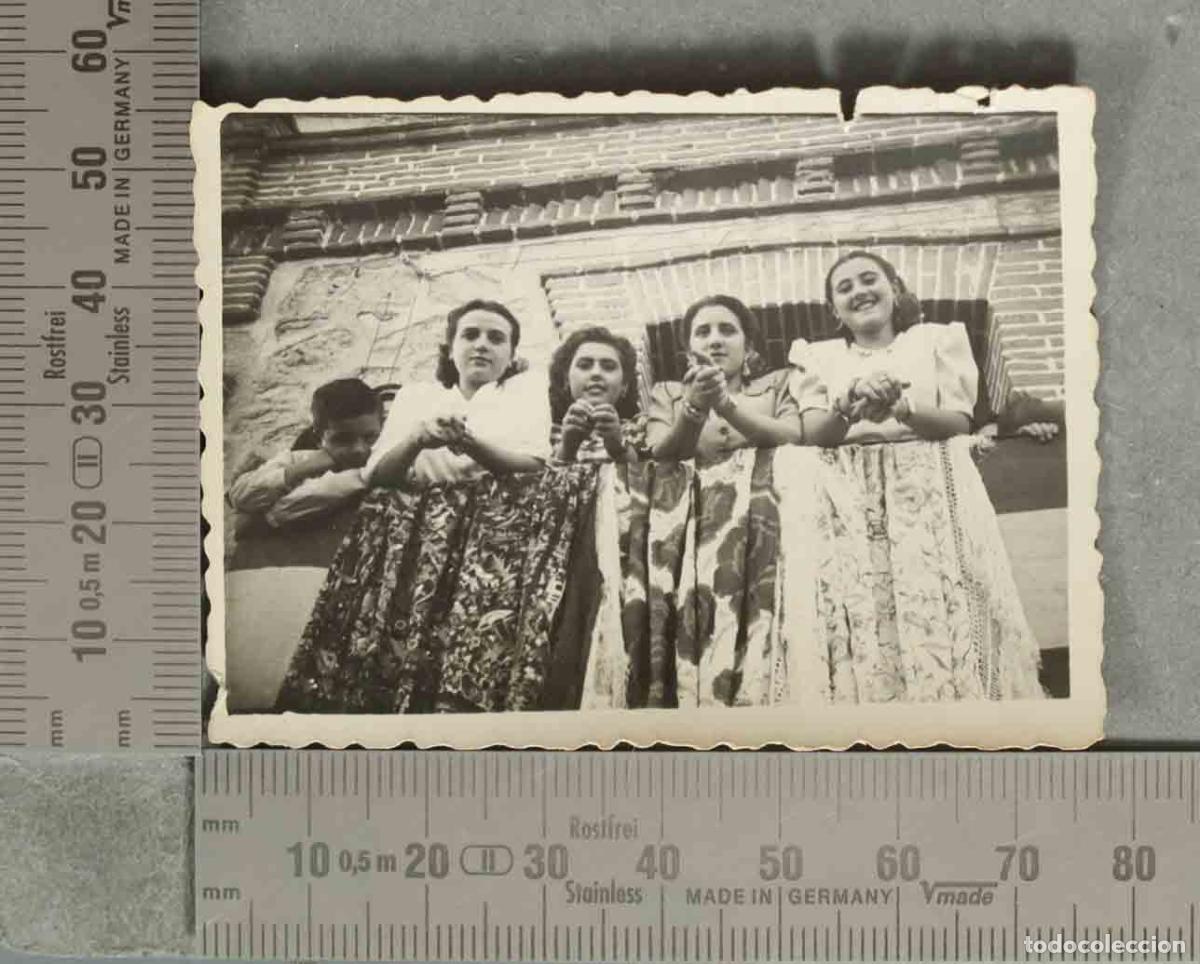Fotograf&iacute;a antigua: FOTOGRAFIA. NI&Ntilde;AS EN FESTIVIDAD. MANTONES DE MANILA SIGLO XIX hacia 1940
