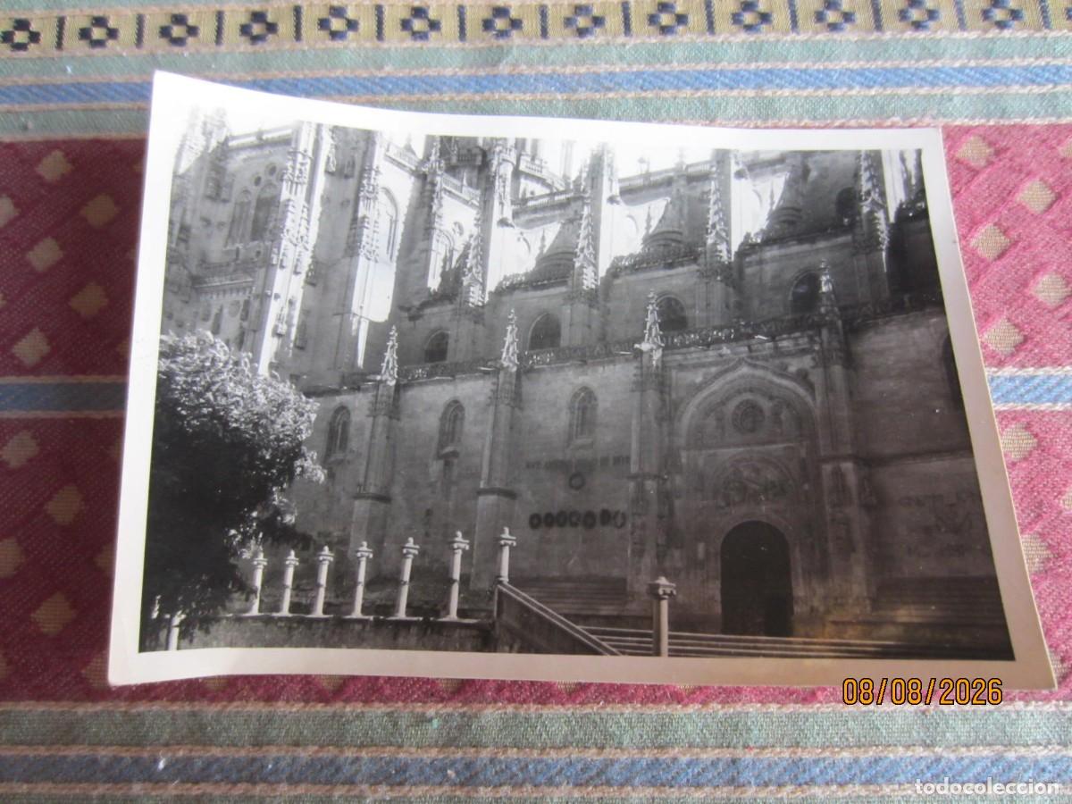 Fotograf&iacute;a antigua: ANTIGUA FOTOGRAF&Iacute;A CATEDRAL DE BURGOS CON LA INSCRIPCI&Oacute;N JOSE ANTONIO PRIMO DE RIVERA. A&Ntilde;OS 40-50