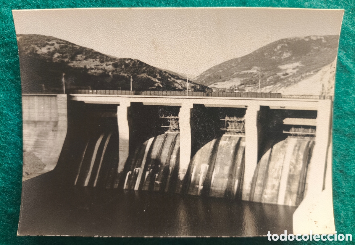 Fotograf&iacute;a antigua: PRESA PE&Ntilde;ARRUBIA R&Iacute;O SIL EMBALSE FOTOGRAF&Iacute;A OURENSE C. 1965