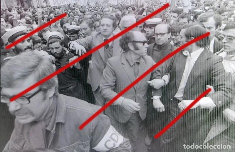 Fotograf&iacute;a antigua: Portugal 25 Abril 1974 &ndash; Revoluci&oacute;n de los Claveles / Revolu&ccedil;&atilde;o dos Cravos &ndash; Negativo Celuloide