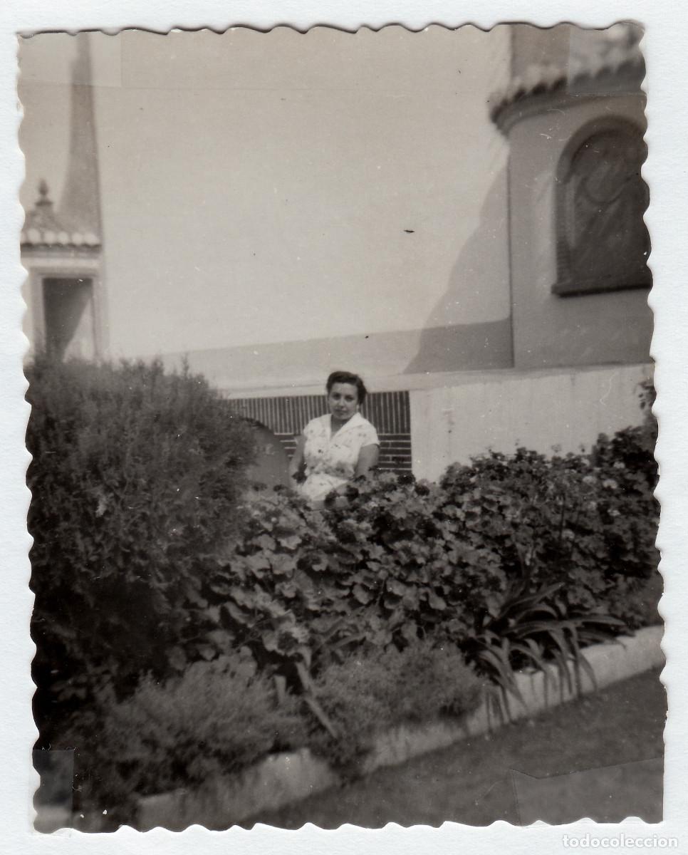 Fotograf&iacute;a antigua: Mujer en El Verger, Alicante. A&ntilde;os 50 g aa