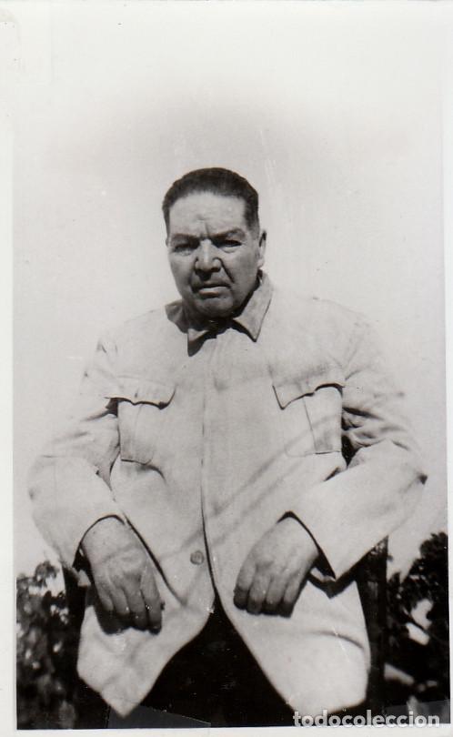 Fotografia antica: Retrato de caballero de rostro impactante. A&ntilde;os 60 g aa