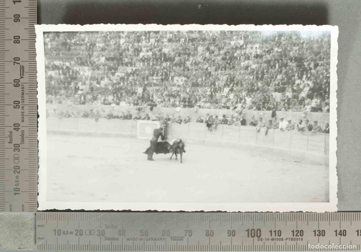 Fotograf&iacute;a antigua: FOTOGRAFIA. Corrida de toros -AL NATURAL hacia 1940