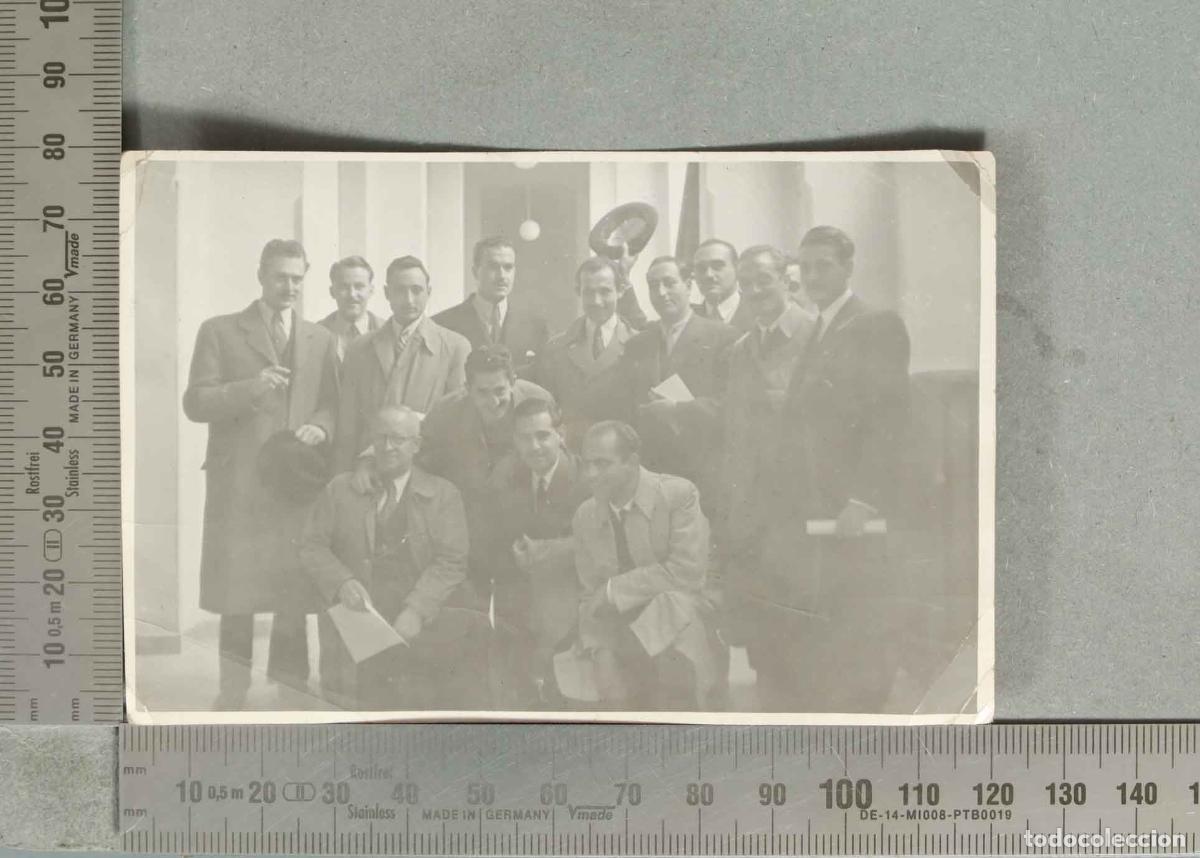 Fotograf&iacute;a antigua: FOTOGRAFIA. GRUPO DE POSIBLES ESTUDIANTES hacia 1940