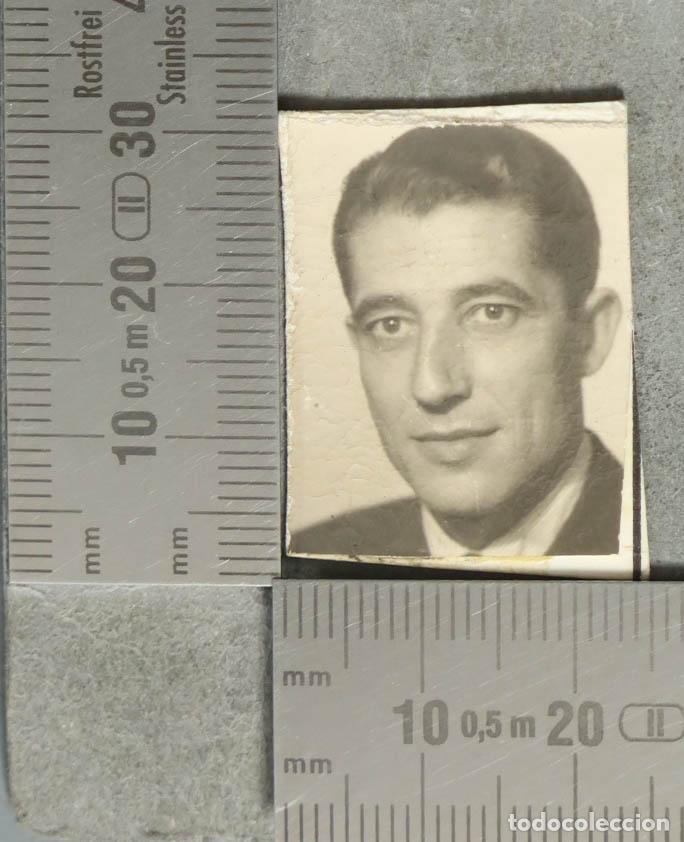 Fotografia antica: FOTOGRAFIA. retrato carnet. hombre hacia 1940
