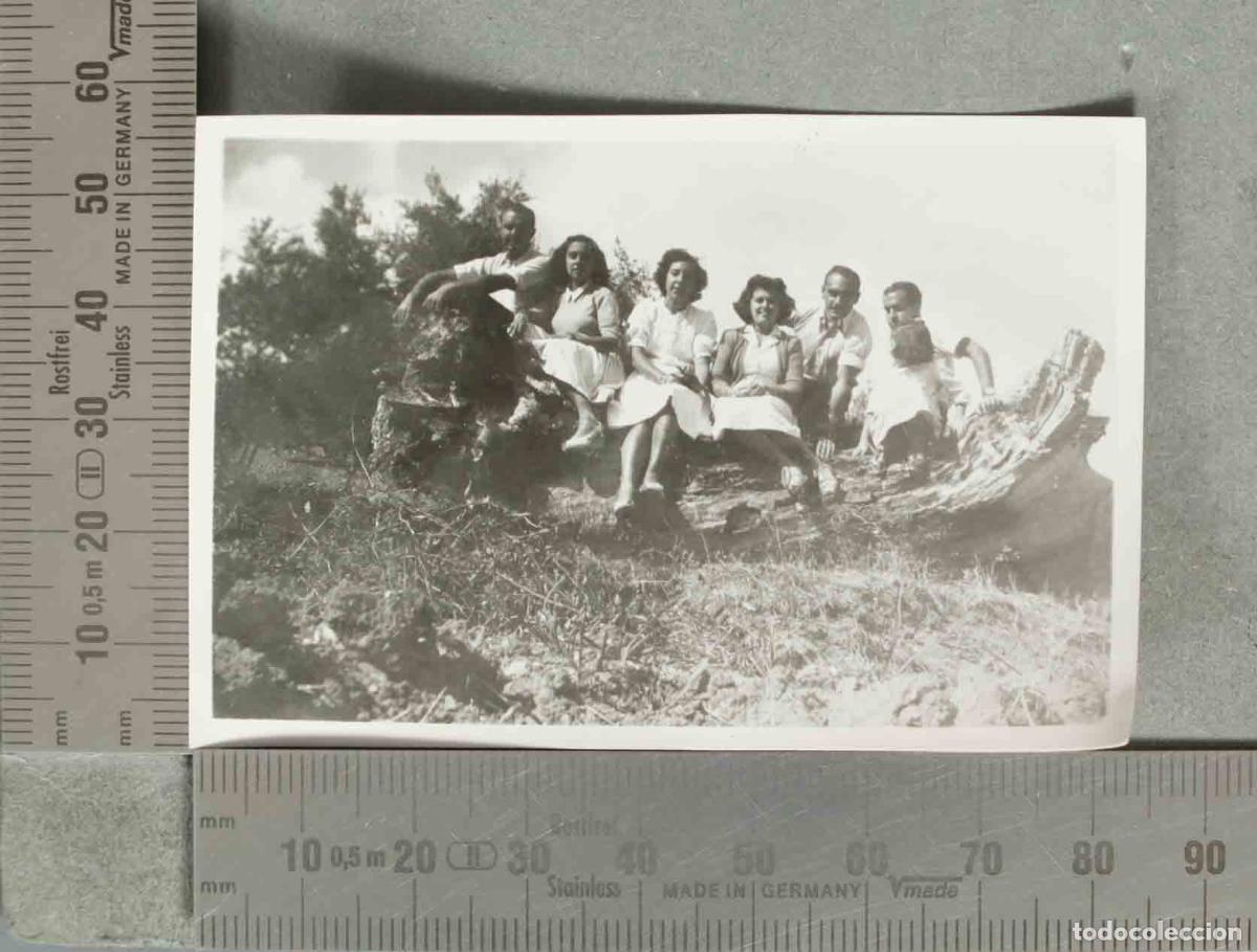 Fotografia antica: FOTOGRAFIA GRUPO DE JOVENES EN EL CAMPO hacia 1940