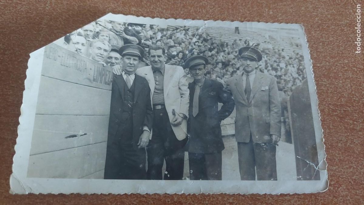 Fotografia antica: Foto postal acomodadores Plaza Toros Valencia