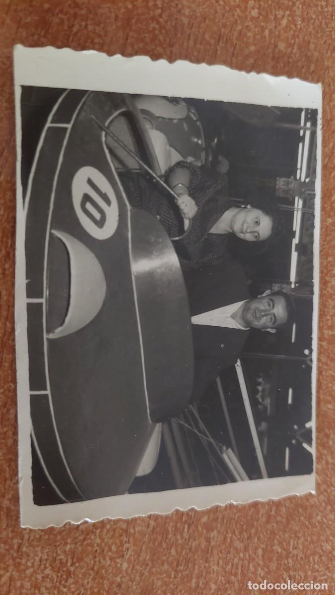 Fotograf&iacute;a antigua: Foto coches de choque