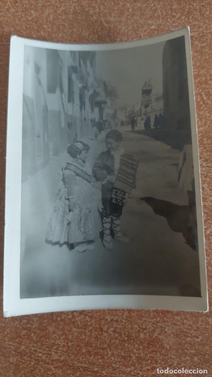 Fotografia antica: Foto ni&ntilde;os en fallas