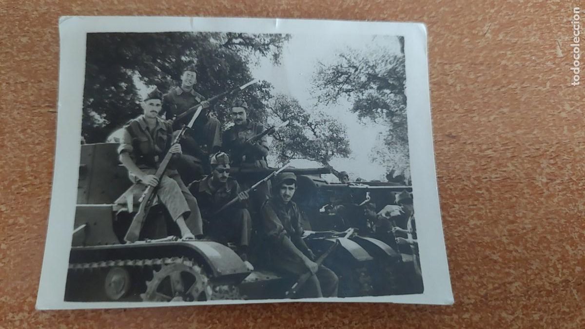 Alte Fotografie: Foto militares divisi&oacute;n Brunete