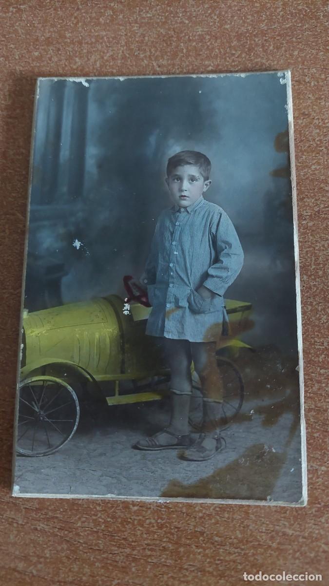 Alte Fotografie: Foto postal Ni&ntilde;o con coche juguete Alejandro Quiles Catarroja