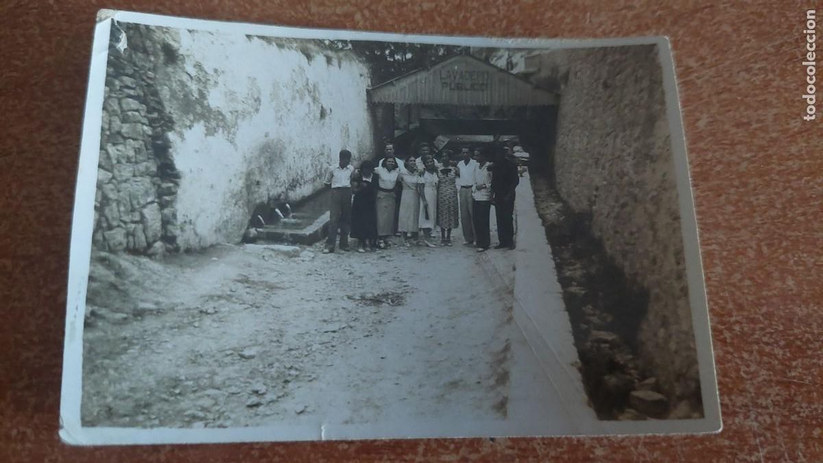 Fotograf&iacute;a antigua: Foto antiguo lavadero publico