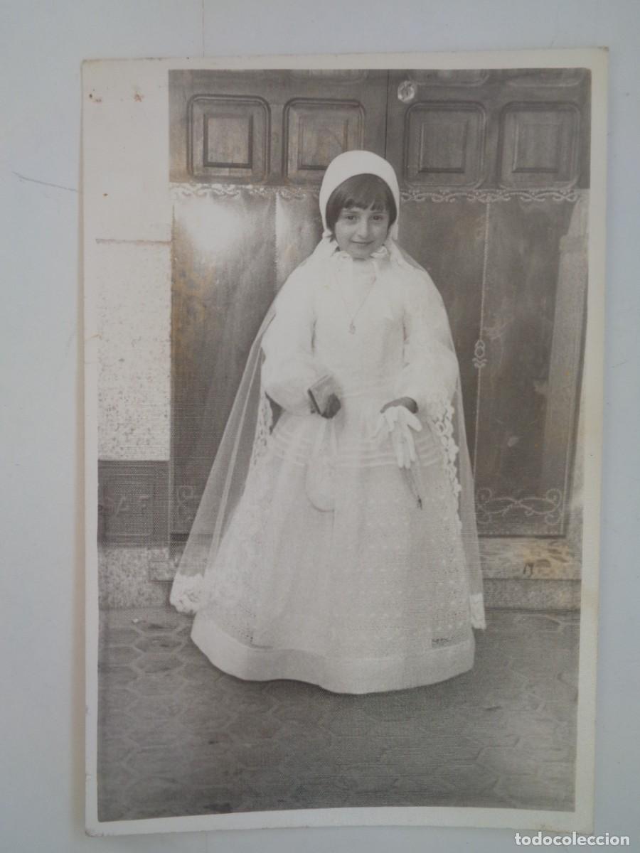 Fotograf&iacute;a antigua: BONITA FOTO DE NI&Ntilde;A DE PRIMERA COMUNION ........ 12 X 18 CM