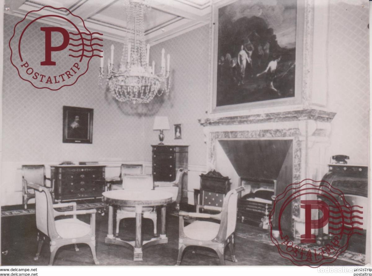 Fotografia antiga: AMSTERDAM KONINKLIJK PALEIS PALAIS ROYAL AMSTERDAM SE PREPARE A RECEVOIR LE PRESIDENT ET MADAME C